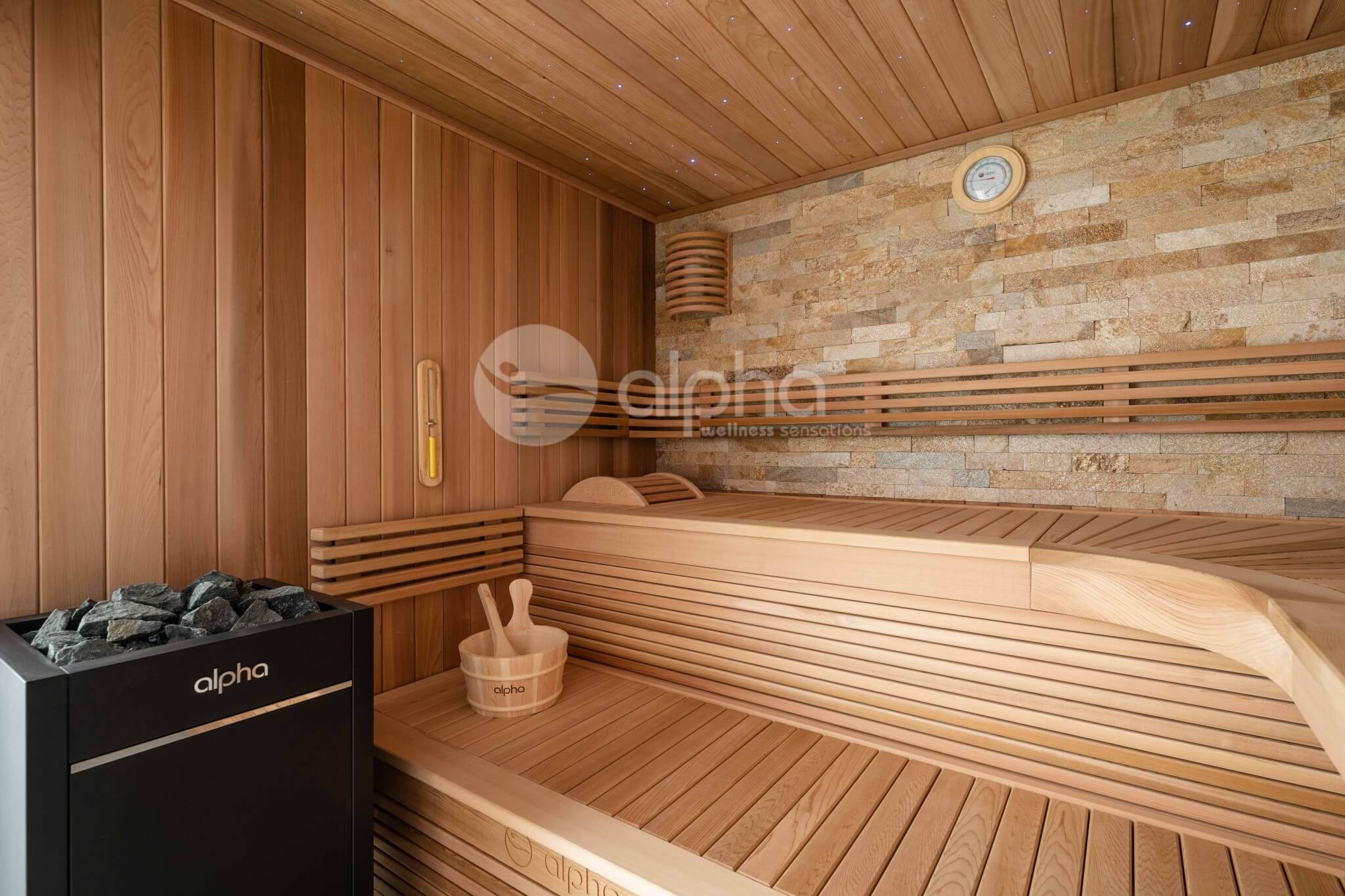 Portection thermique 1 côté pour poêle à bois dans un sauna